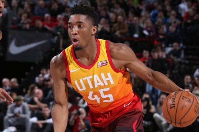 使持球横移 使持球横移